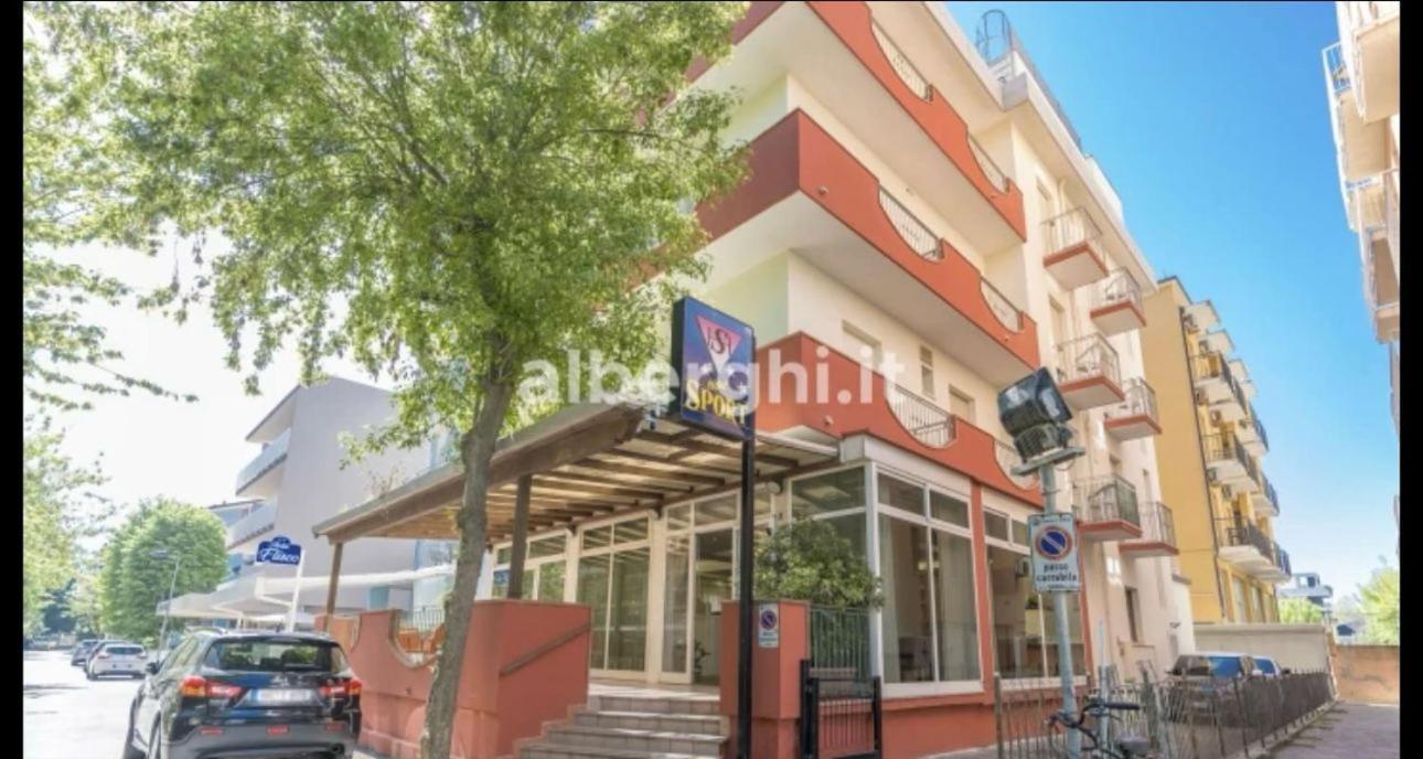 Hotel Sport Rimini Ngoại thất bức ảnh