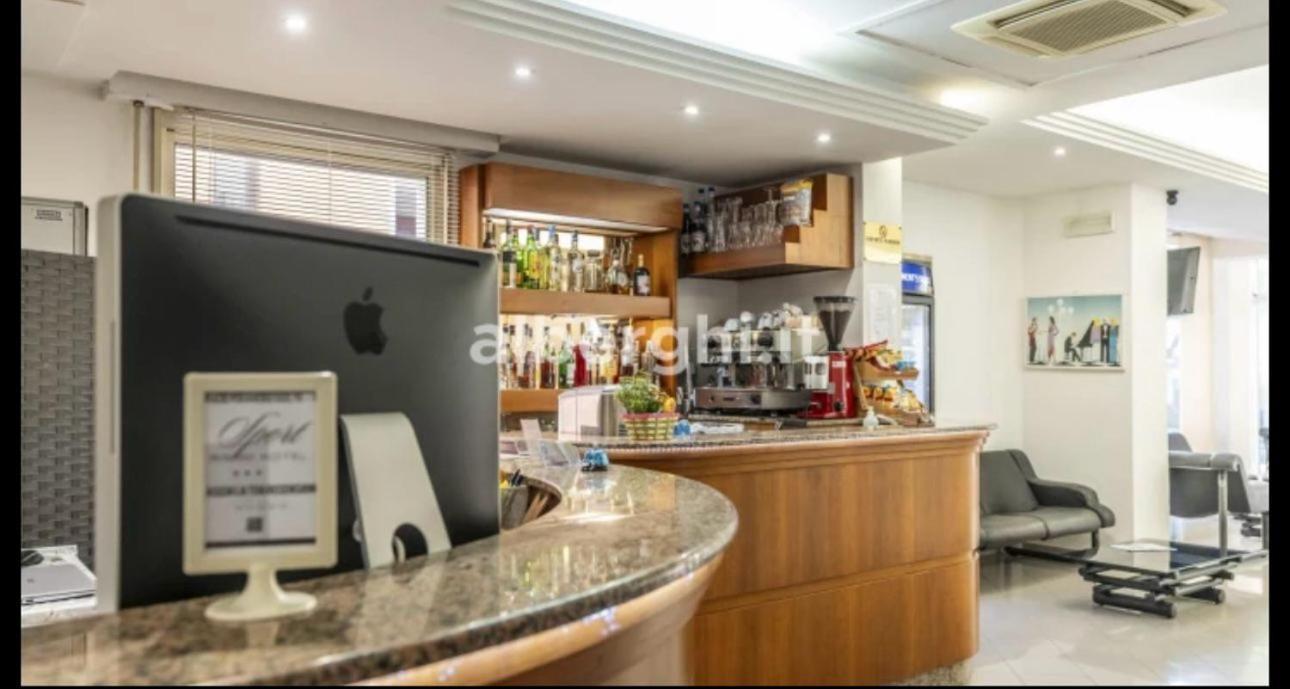 Hotel Sport Rimini Ngoại thất bức ảnh