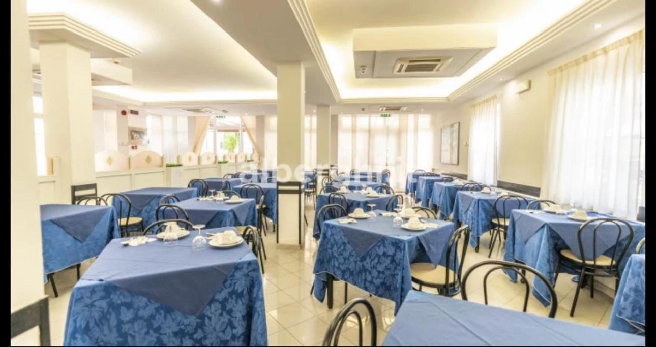 Hotel Sport Rimini Ngoại thất bức ảnh
